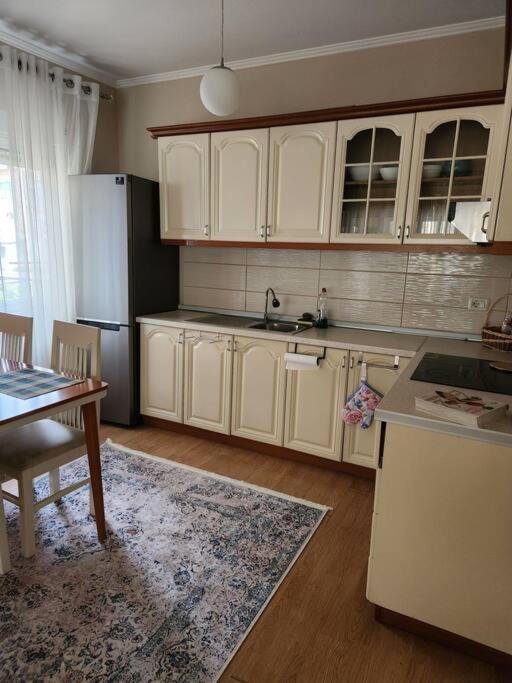 Cosy, Centrally-located Flat Tirana